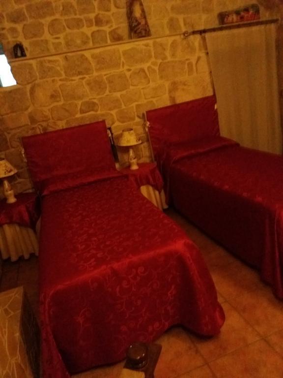 דירות מודיקה La Casa Di Petra מראה חיצוני תמונה